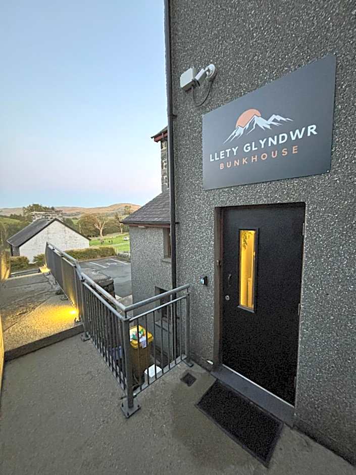 Photo 1 of 23 of Llety Glyndwr - Bunkhouse