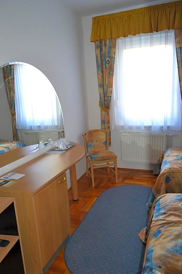 Leier Business Hotel