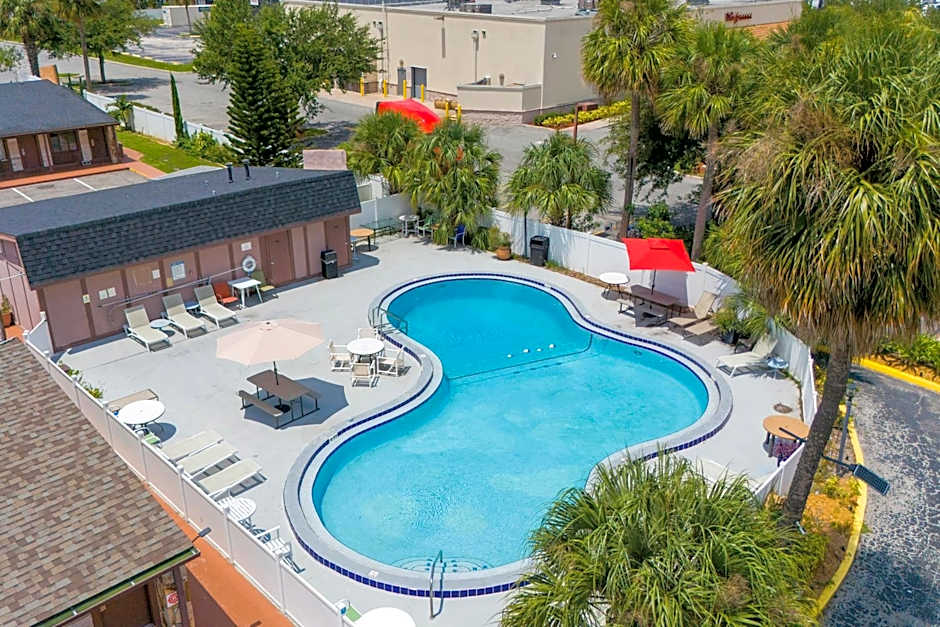 Liberty Garden Inn by OYO Kissimmee near Disney World