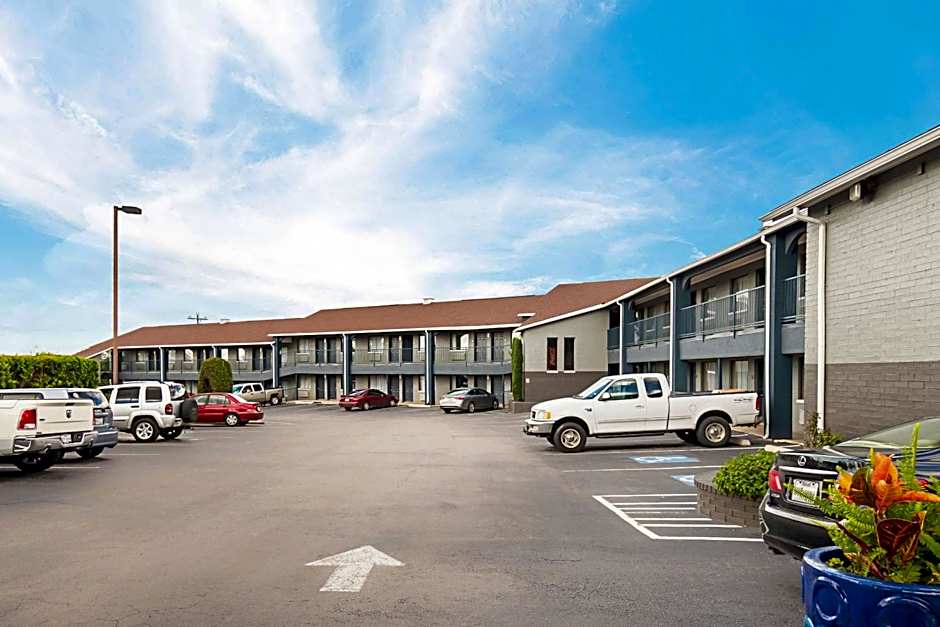 Quality Inn Near Lake Marble Falls