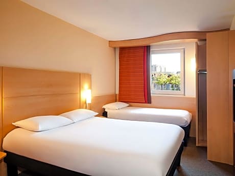 Standard Room With 1 Double Bed