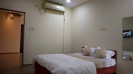 HOTEL NASHIK STAYS INN