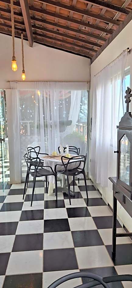 Pousada Tiriri Guesthouse