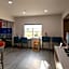 HOLIDAY INN EXPRESS AND SUITES SULPHUR SPRINGS By IHG