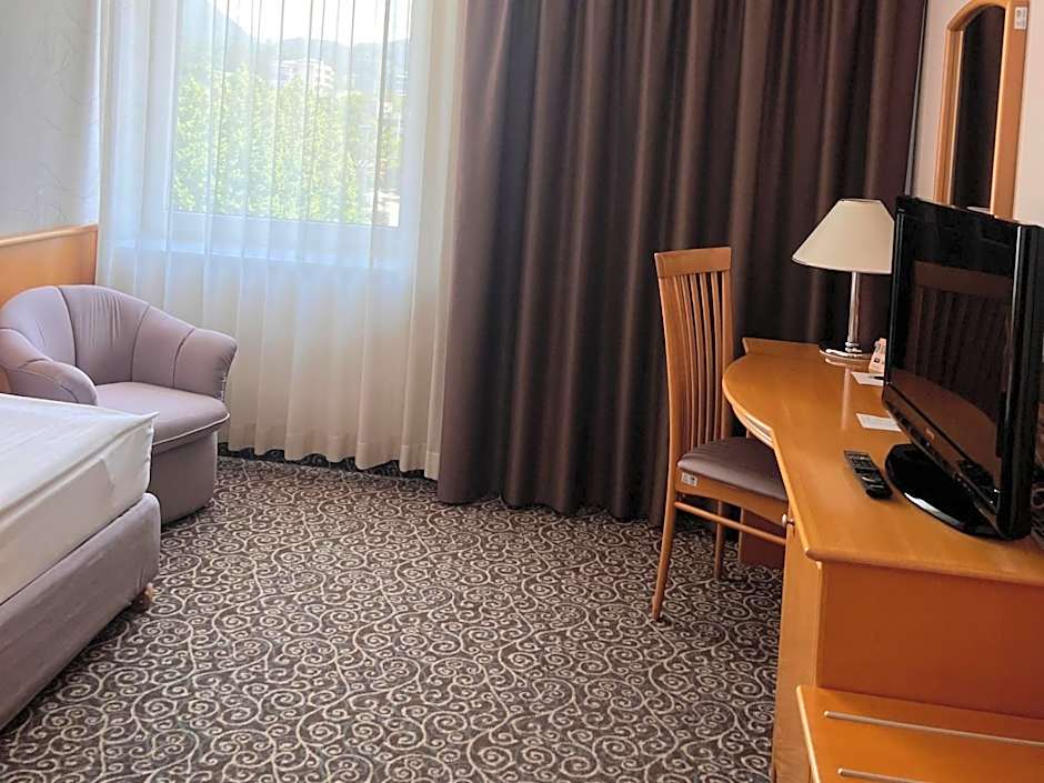 Hotel Paka
