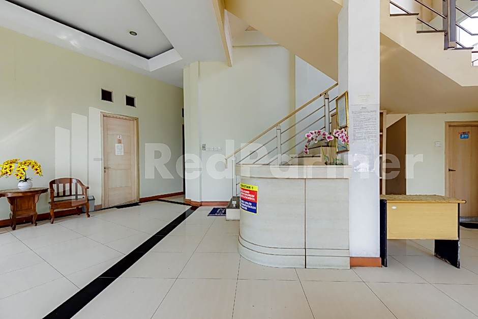 Wisma Anggrek Syariah Mitra Reddoorz