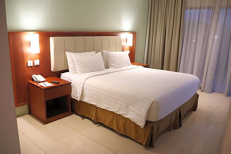 Thongs Inn Hotel Kualanamu