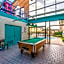 Country Inn & Suites By Radisson, Muskegon, MI
