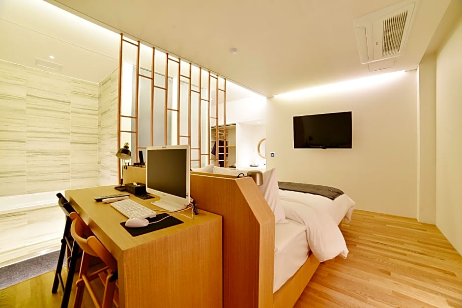 Hotel The Spot (Korea Quality)