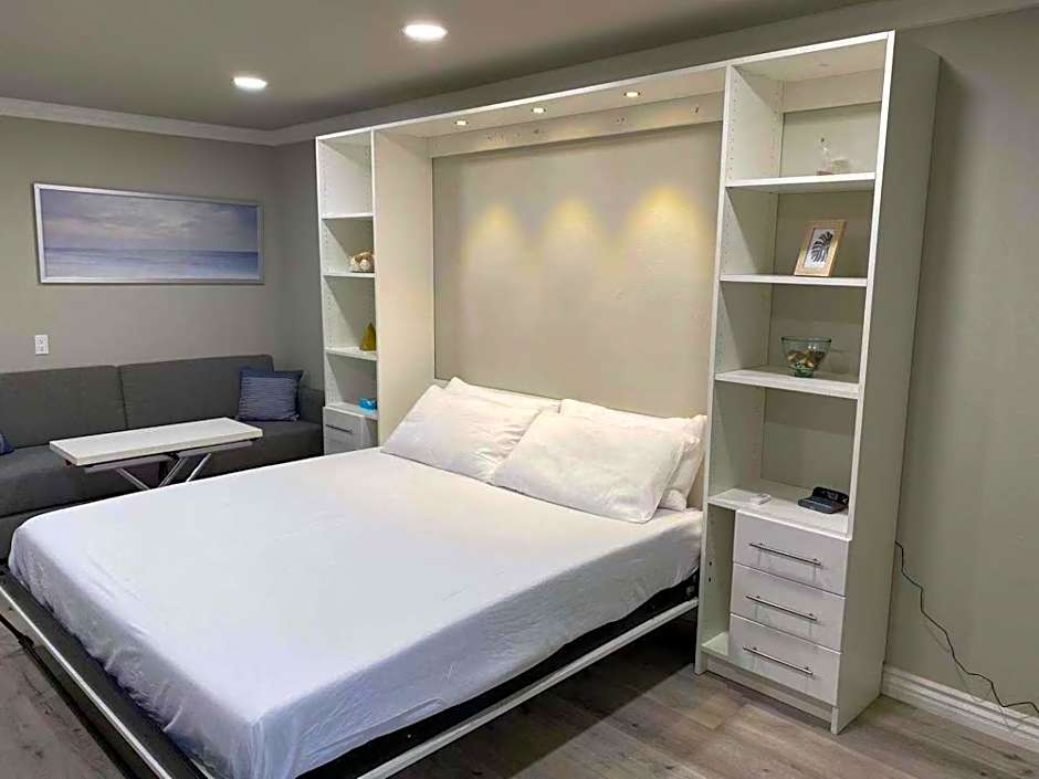 Deluxe 1 King Bed — 20 fotoğraftan 1. fotoğraf