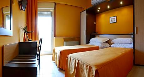 Twin Room with Bathroom