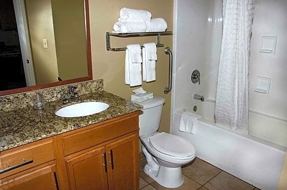 Candlewood Suites - Columbus