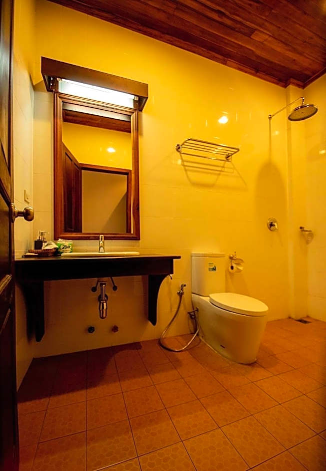 Treasure Hotel Laos