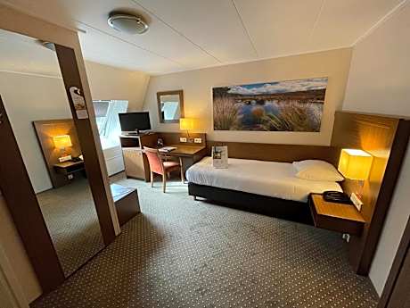 Single Room with Shower