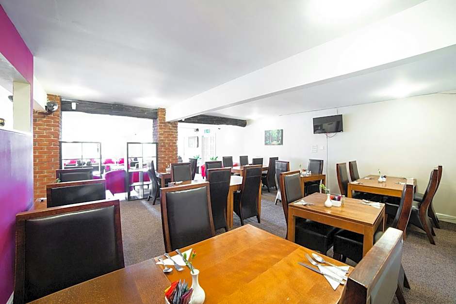 OYO White Horse Lodge Hotel, East Thirsk