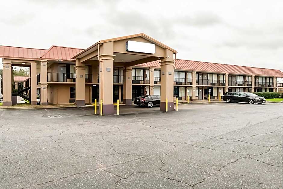 OYO Hotel Bossier City LA - Red River