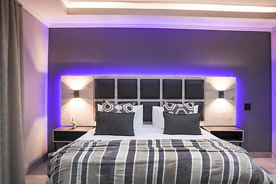 Cascades Guest Lodge