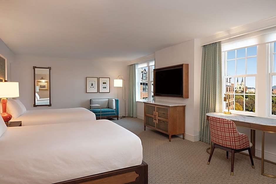 Hotel Roanoke - Conference Center Curio Collection by Hilton