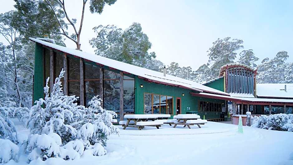 Lake St Clair Lodge