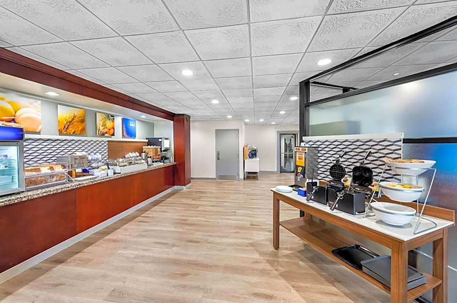Comfort Inn Paramus - Hackensack