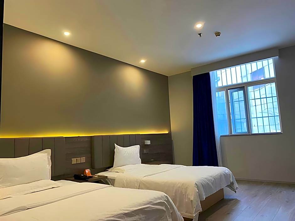 7 Days Inn Guiyang Wenchangge Provincial People's Hospital Metro Station