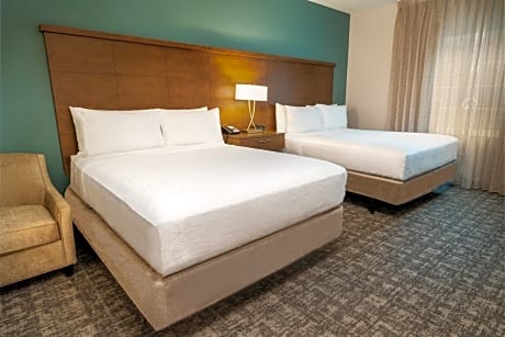 Queen Suite with Two Queen Beds - Non-Smoking