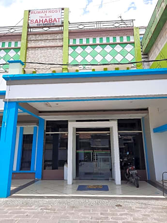 OYO 92470 Hotel Sahabat 2