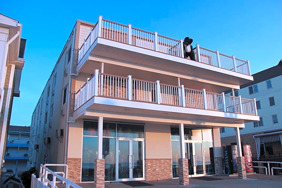 Safari Hotel Boardwalk