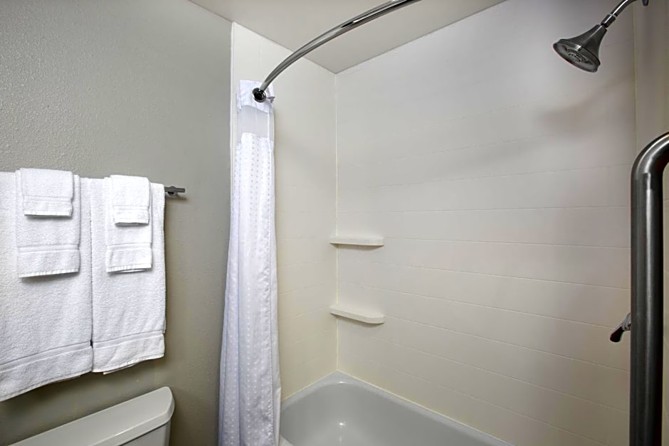 Holiday Inn Express Hastings By IHG