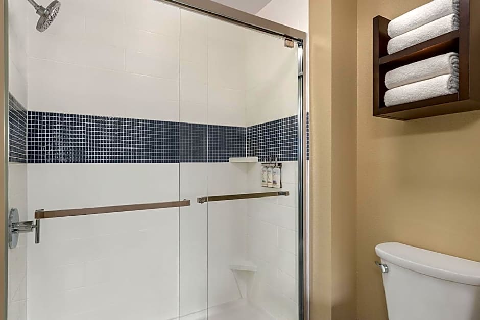 Staybridge Suites Chantilly Dulles Airport By IHG