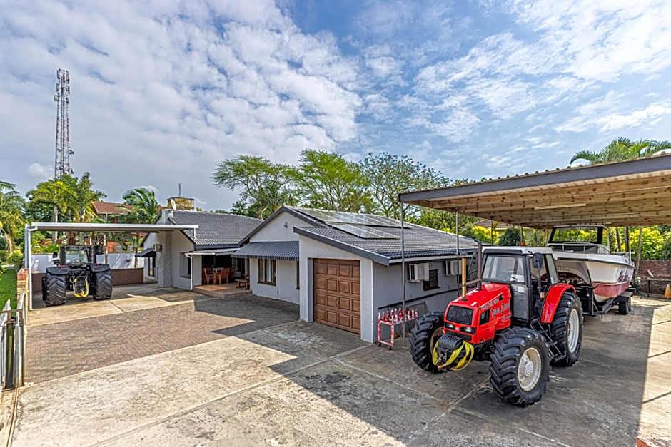 Fisherman's 6-Bedroom Family Home