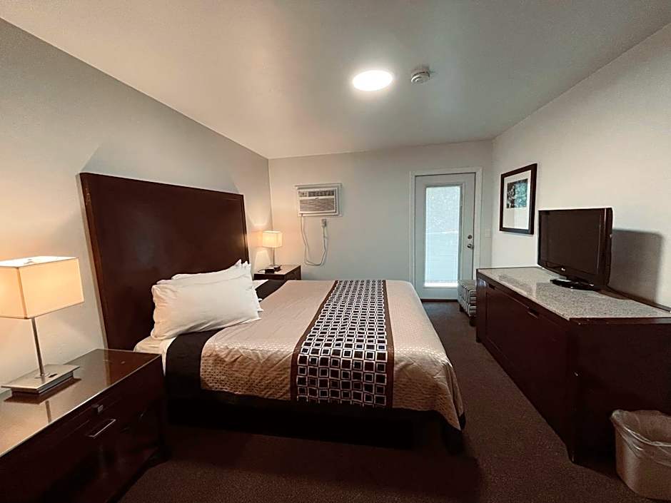 Vino Inn & Suites