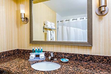 Queen Room with Two Queen Beds and Sofa Bed