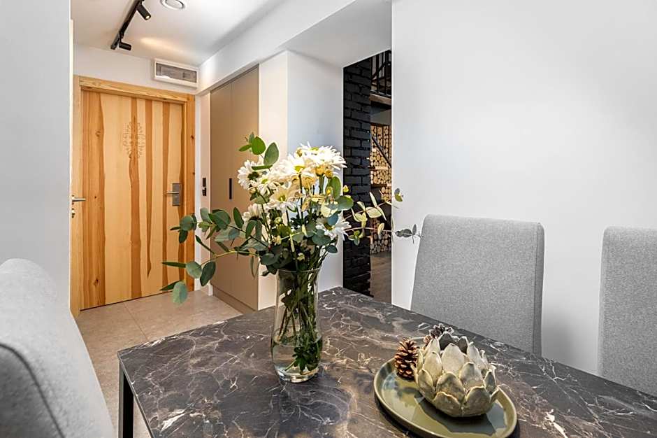 Villa 7 Apartments