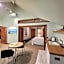 Treetops Lodge & Estate