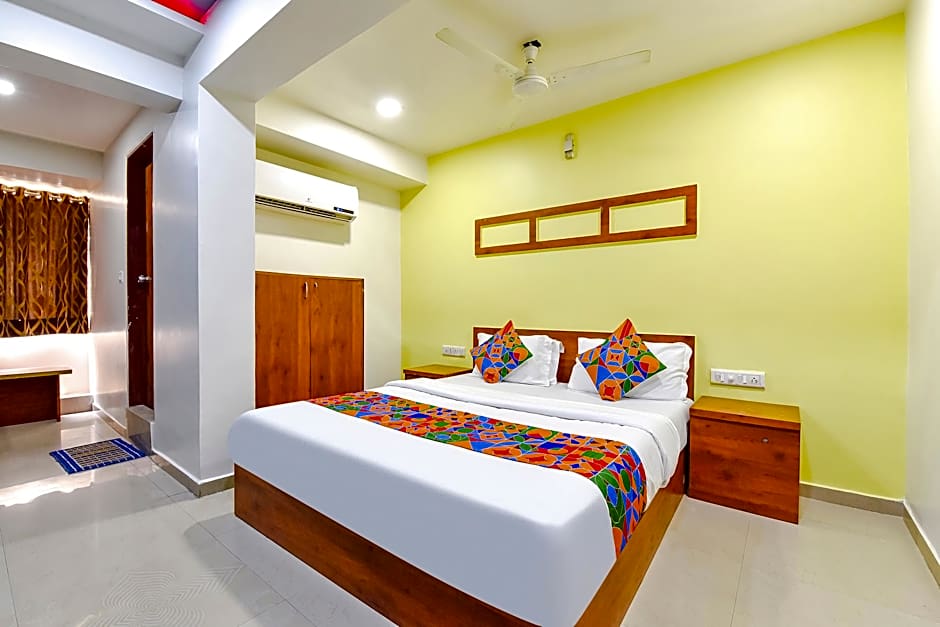 Hotel Gold Leaf,Ahmedabad