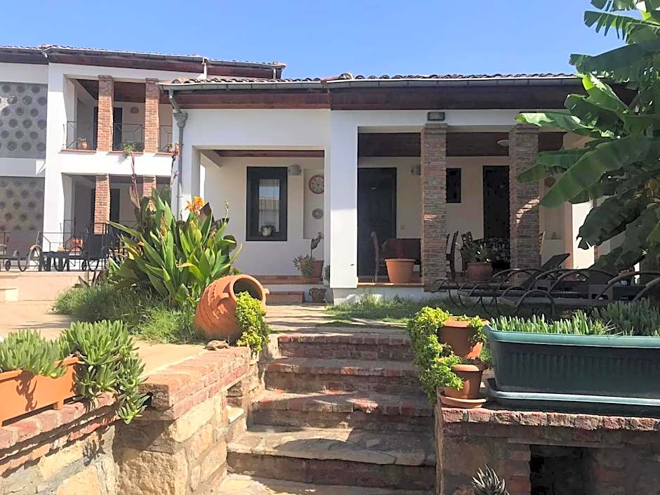 Akay Hotel