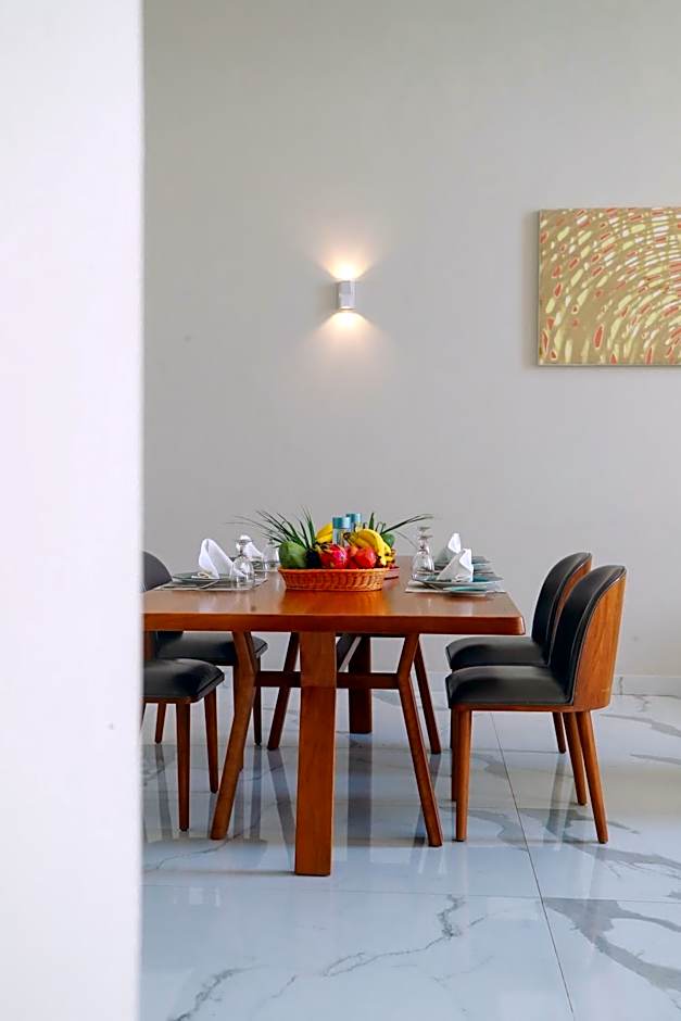 SeaLoft Villas