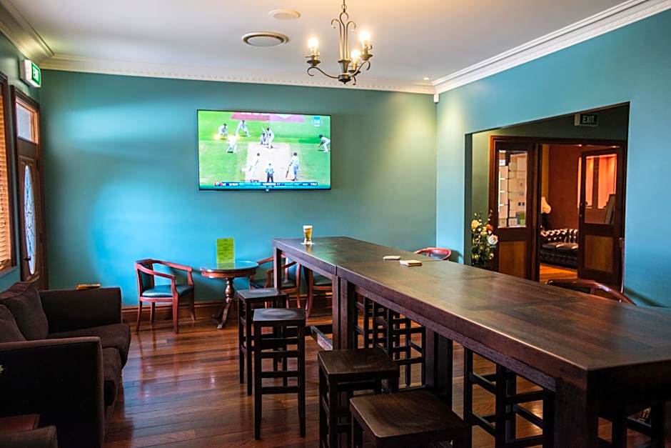 Best Western Plus All Settlers Motor Inn