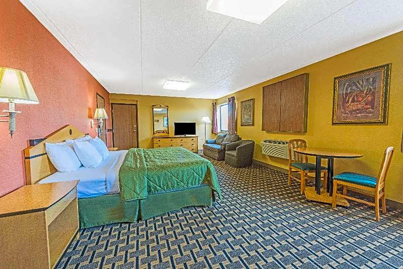 Quality Inn & Suites Louisville East