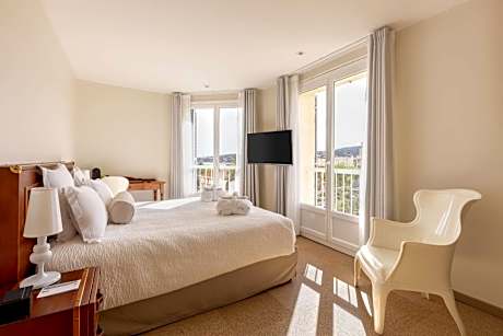 Prestige King Room with Sea View