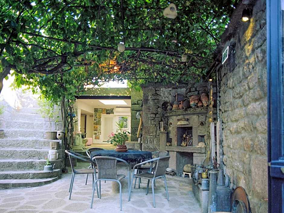 Assosyal Hotel