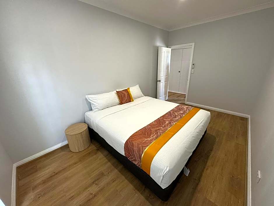 McNevins Tamworth Motel