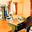 Safeer Hotel Suites