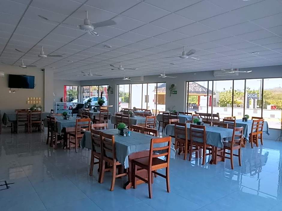 El Descanso Inn