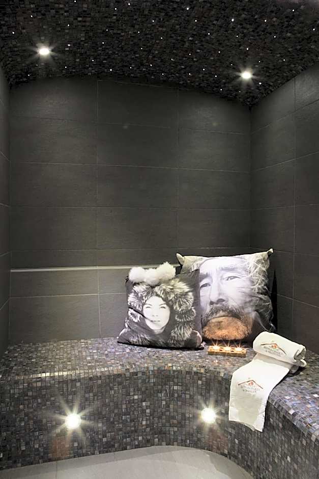 Chalet-Hotel Les Cimes