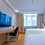Ji Hotel Ningbo Yinzhou Wanda