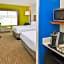 Holiday Inn Express & Suites - Chadron