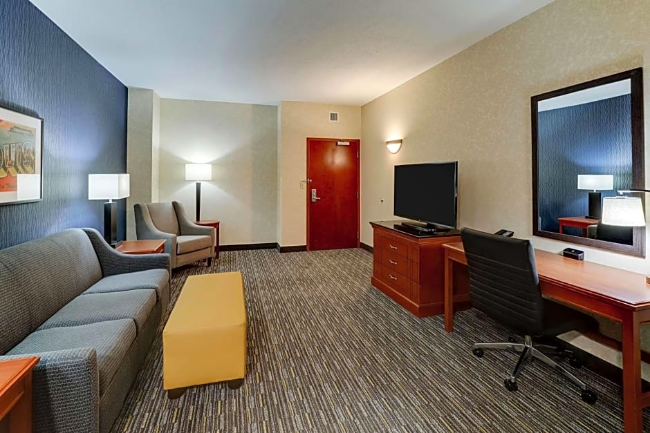 Drury Inn & Suites Arnold