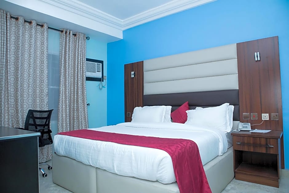 Meritz Hotels and Suites